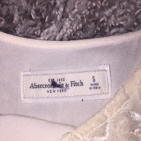 Abercrombie and Fitch crop top - Picture 3 of 4